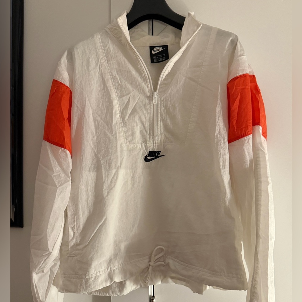 Vintage Nike White Mesh-Lined Jacket